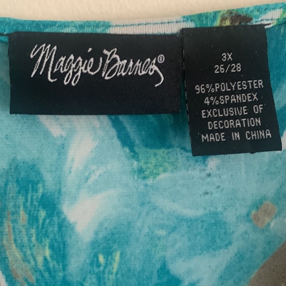 Maggie Barnes beautiful top/blouse floral print size 3X (26/28) pleated front - Picture 7 of 10